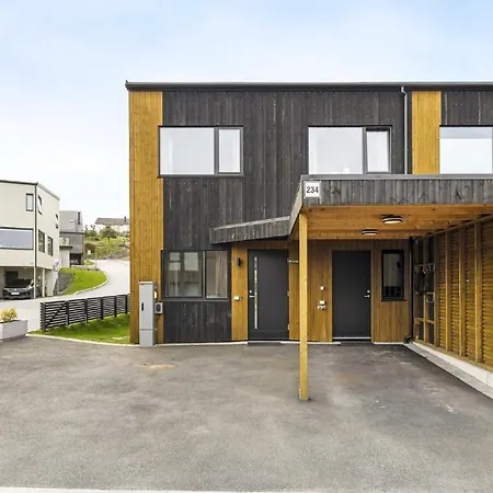 Holiday home Ons 2024, Modern 3 Bedrooms House With Sea View Sola