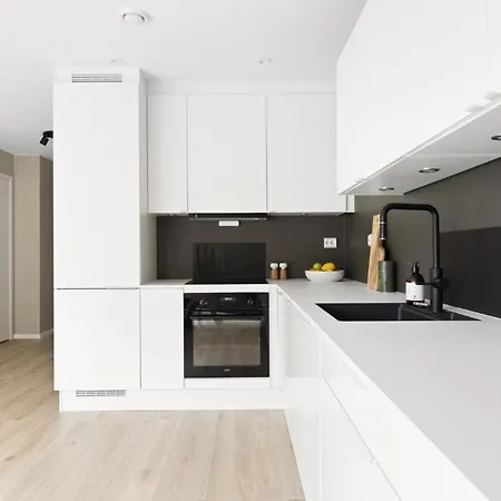Holiday home Ons 2024, Modern 3 Bedrooms House With Sea View